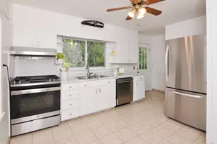 520 Center Dr, Ann Arbor, MI 48103 - Photo 18