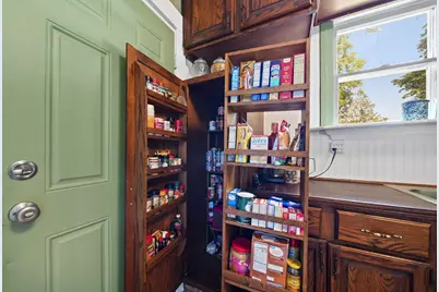 1717 Carl Breeding Way, Jackson, MI 49203 - Photo 18