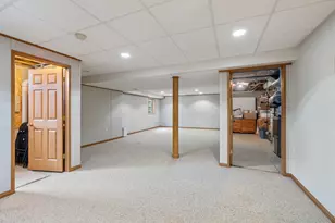 106 Nicole Dr, Brooklyn, MI 49230 - Photo 36