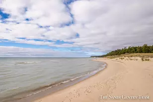 6973 S Lakeshore Dr, Pentwater, MI 49449 - Photo 8