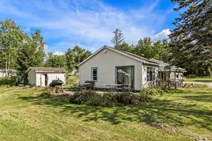 46778 Sycamore Dr, Bangor, MI 49013 - Photo 8