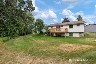 211 York View Pl NW, Comstock Park, MI 49321 - Photo 2