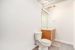 2119 Cattail Cir, Rochester, MI 48309 - Photo 30