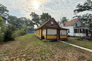 2424 Howden St, Muskegon, MI 49444 - Photo 2