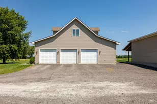 10151 Hitchingham Rd, Milan, MI 48160 - Photo 4