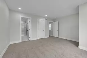 226 Elkenburg St, South Haven, MI 49090 - Photo 10