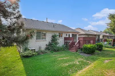 43146 Dante Court, Sterling Heights, MI 48313 - Photo 14