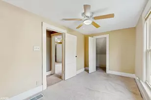 409 Oak St, Three Oaks, MI 49128 - Photo 24