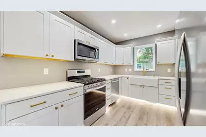 409 Oak Street, Three Oaks, MI 49128 - Photo 12