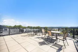 105 W Danaher St, Ludington, MI 49431 - Photo 36