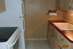 2915 W 13 Mile Rd, Royal Oak, MI 48073 - Photo 18