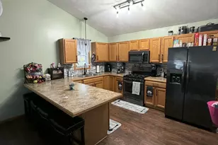 1300 Lancaster Ave NW, Grand Rapids, MI 49504 - Photo 6