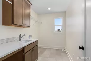 15721 Norwalk Rd, Grand Haven, MI 49417 - Photo 22