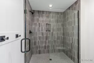 15721 Norwalk Rd, Grand Haven, MI 49417 - Photo 14