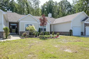 305 Waldon Dr, Battle Creek, MI 49015 - Photo 1