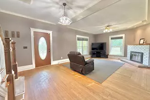 1 Brizse Ave, Battle Creek, MI 49037 - Photo 4