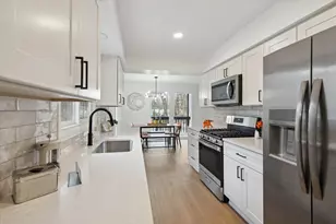 323 13th St, Plainwell, MI 49080 - Photo 16