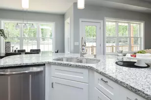 331 Waldon Dr, Battle Creek, MI 49015 - Photo 12
