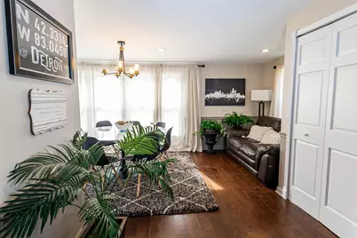 22515 E 10 Mile Road, Saint Clair Shores, MI 48080 - Photo 6