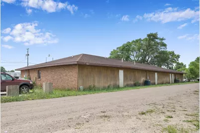 203 S 3rd Avenue, Big Rapids, MI 49307 - Photo 6