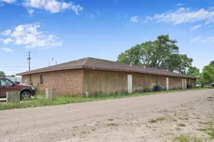 203 S 3rd Ave, Big Rapids, MI 49307 - Photo 6