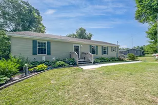 12596 Marilyn Dr, Leroy, MI 49655 - Photo 2