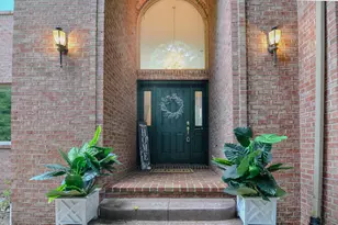 588 Green Rd, Ann Arbor, MI 48105 - Photo 4