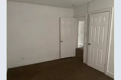 13388 Wilshire Drive, Detroit, MI 48213 - Photo 10