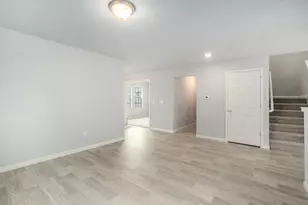 13718 Oasis Ave, Holland, MI 49424 - Photo 6