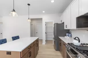 5961 Valley Point Dr SE, Caledonia, MI 49316 - Photo 12