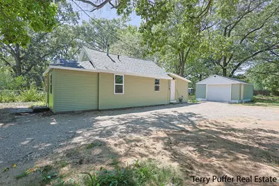 2657 Roberts Street, Norton Shores, MI 49444 - Photo 2