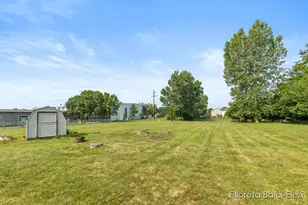 5589 Burlingame Ave SW, Wyoming, MI 49509 - Photo 20