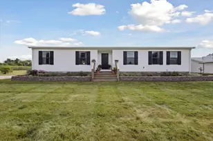 4263 S Sheridan Rd, Sheridan, MI 48884 - Photo 4