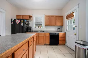 1311 Wolcott Ave, Saint Joseph, MI 49085 - Photo 10