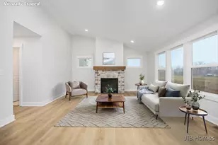 11440 Shoreline Dr, Allendale, MI 49401 - Photo 4