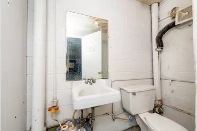 315-323 E Main Street, Benton Harbor, MI 49022 - Photo 18