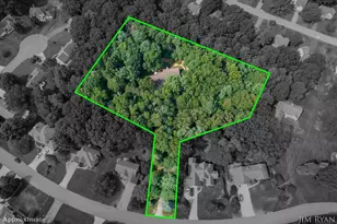 186 Tiffany Ridge Dr, Holland, MI 49424 - Photo 2