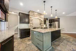 6798 Apple Blossom Ln Ln, Kalamazoo, MI 49009 - Photo 6