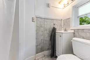 521 Pearl St, Kalamazoo, MI 49007 - Photo 14