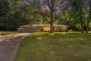 301 Woodland Dr, Buchanan, MI 49107 - Photo 38