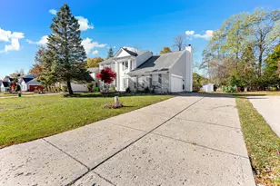 1844 Poppleton Dr, West Bloomfield, MI 48324 - Photo 38