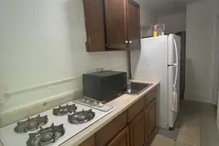 609 Emmet St, Ypsilanti, MI 48197 - Photo 4