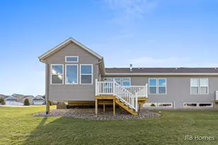 7603 Brook Villa Ct, Allendale, MI 49401 - Photo 4