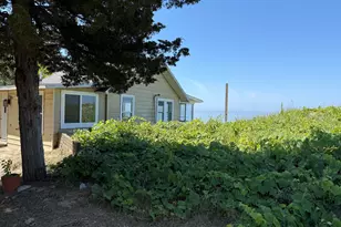 10589 Lake Shore Dr, West Olive, MI 49460 - Photo 26