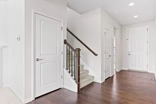 897 Harrison St, Canton, MI 48188 - Photo 2