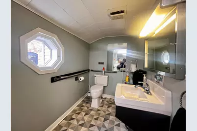 208 S Harrison Street, Ludington, MI 49431 - Photo 12