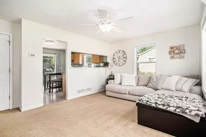 134 Creekview Drive, Battle Creek, MI 49037 - Photo 4