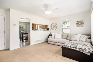 134 Creekview Dr, Battle Creek, MI 49037 - Photo 4