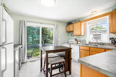 134 Creekview Drive, Battle Creek, MI 49037 - Photo 8