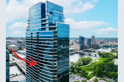 335 Bridge Street NW #1705, Grand Rapids, MI 49504 - Photo 2